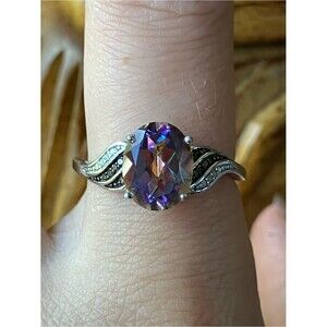 Northern Lights Quartz Diamond Ring Size 8.75